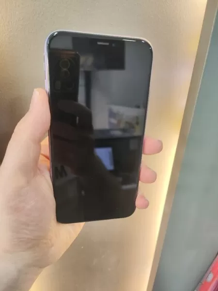 iPhone 11 128 GB Görseli - 2