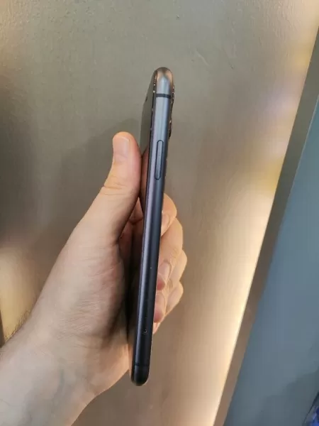 Apple iPhone 11 128 GB Siyah - İkinci El Görseli - 3