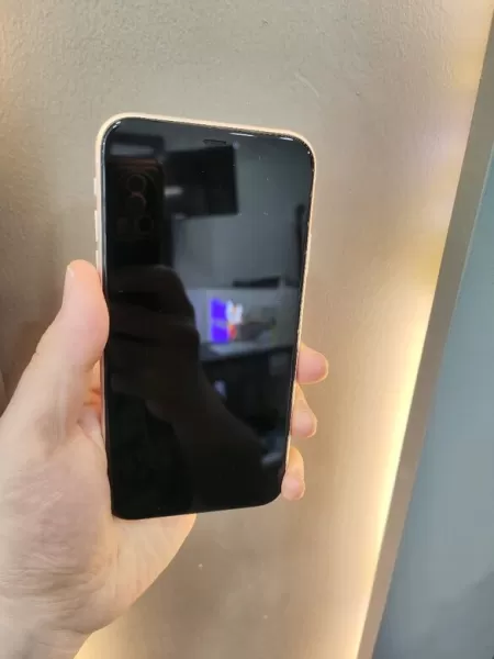 Apple iPhone 11 64 GB - Uygun Fiyatla Alışveriş Görseli - 2