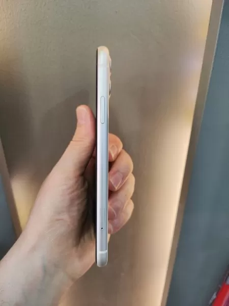 İkinci El iPhone 12 64 GB Görseli - 3