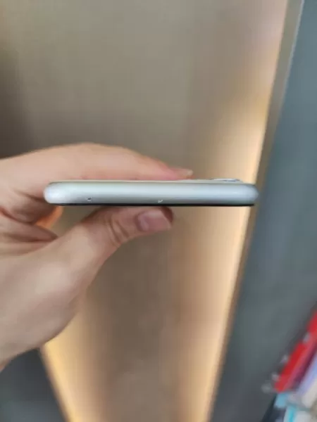 Sorunsuz iPhone 11 64 GB Görseli - 6