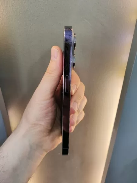 İkinci El Apple iPhone 14 Pro 128 GB Mor Görseli - 3