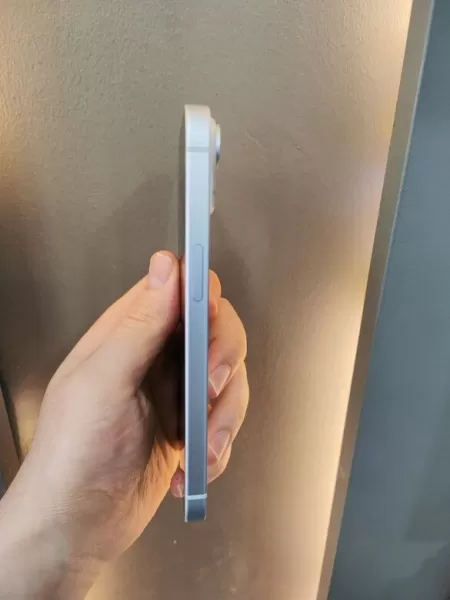 15 AY GARANTİLİ İPHONE 15 128 GB PİL 96 Görseli - 3