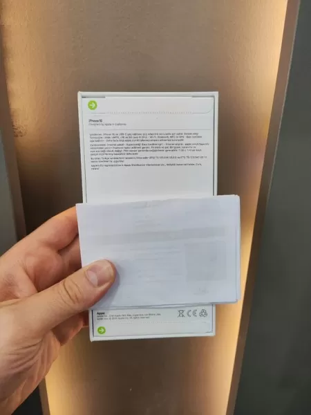 Apple iPhone 15 128 GB Mavi Görseli - 2
