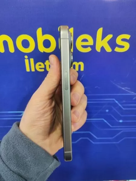 iPhone 15 Pro 128 GB Gümüş - İkinci El (Pil %89) Görseli - 3