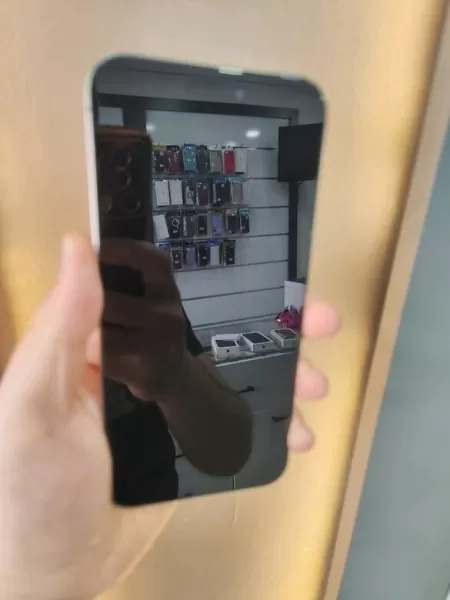 Sorunsuz Full Orijinal iPhone 15 Pro Max 256 GB Görseli - 2
