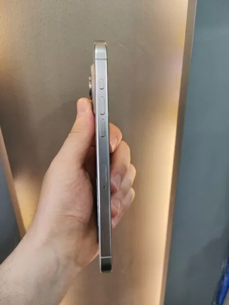 Sorunsuz İkinci El iPhone 15 Pro Max 256 GB Görseli - 4