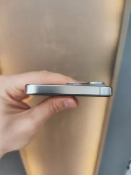 Orijinal iPhone 15 Pro Max 256 GB Natüral Titanyum Görseli - 6