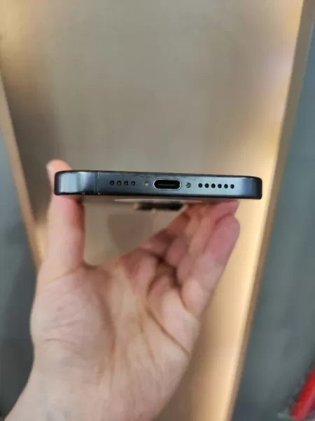 iPhone 15 Pro Max 256 GB Görseli - 5