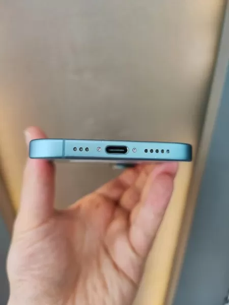 Apple iPhone 16 128 GB Görseli - 5