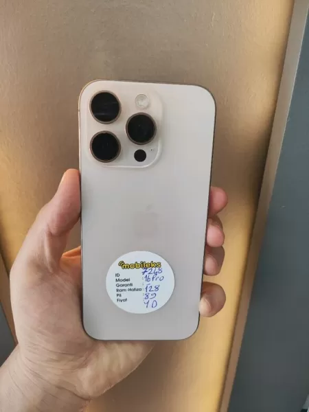 Apple iPhone 16 Pro 128 GB Çöl Titanyum Görseli - 1