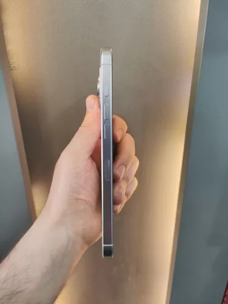 İkinci El Apple iPhone 16 Pro Max 256 GB Görseli - 4