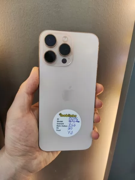 iPhone 16 Pro Max 256 GB Çöl Titanyum - İkinci El