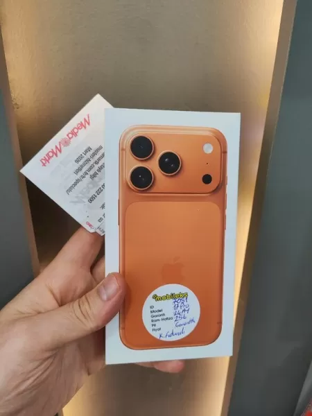 Apple iPhone 17 Pro 256 GB - 24 Ay Garantili Kutulu - Sıfır Kapalı Kutu