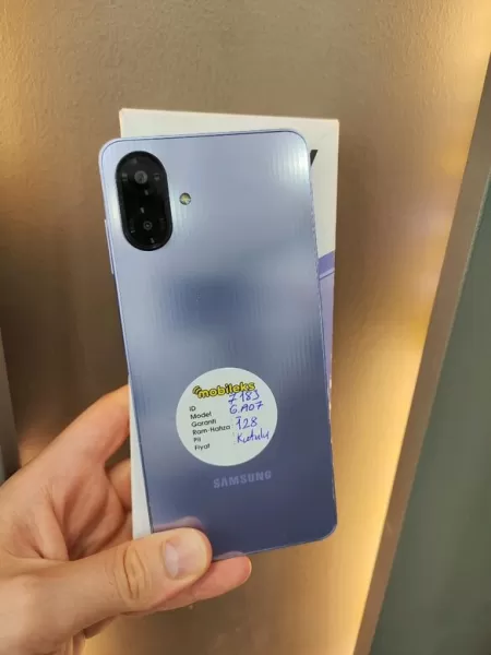 Samsung Galaxy A06 128 GB - 8000 TL - İkinci El